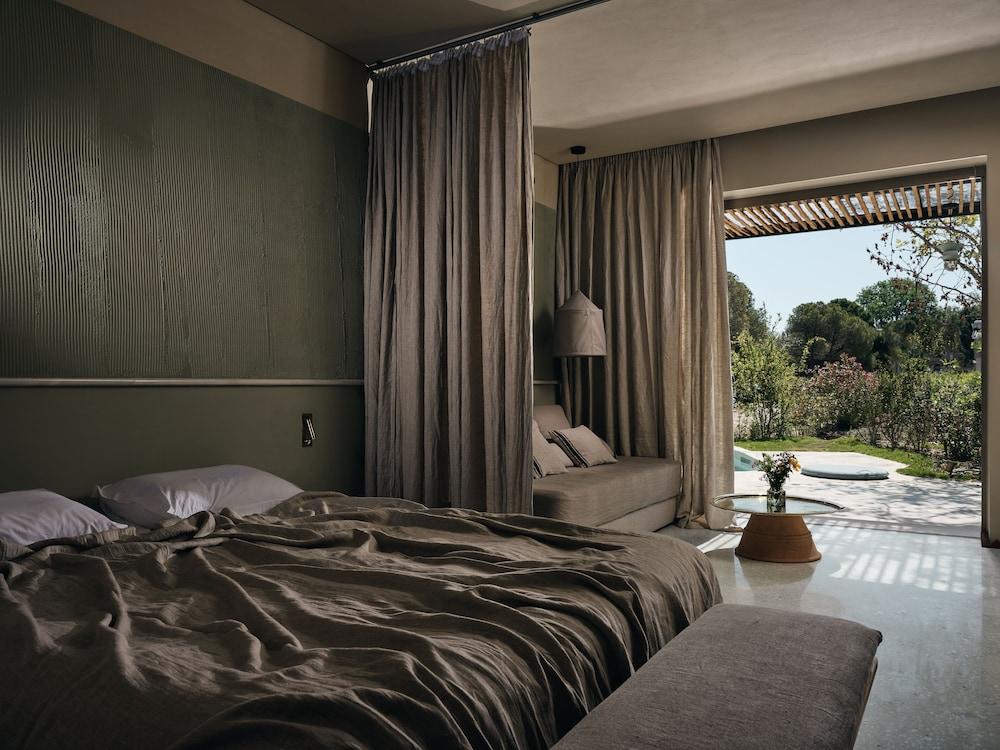 Курортный комплекс Ekies Senses Resort, A Member Of Design 4*